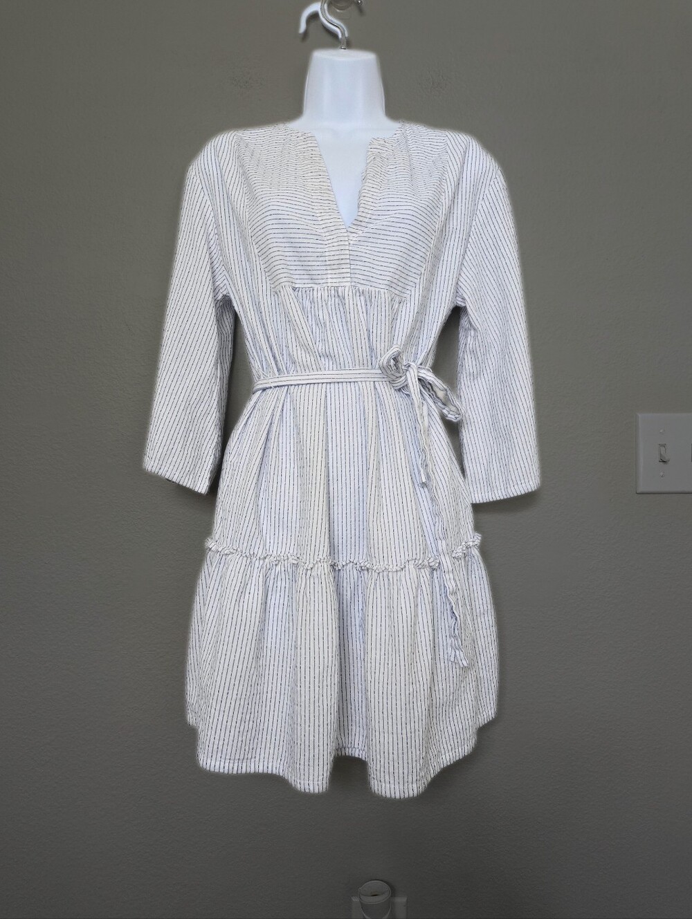 Cotton V Neck Tiered Dress White Blue Striped Size Small Summer Nautical